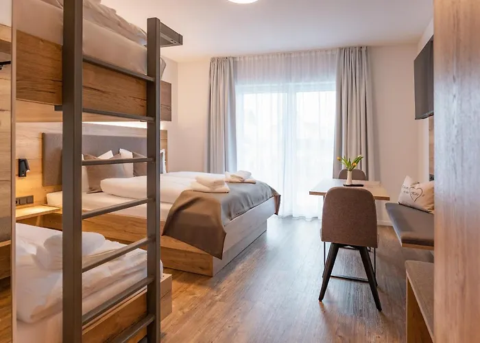 Sonnenhang Hotel Denkendorf (Bavaria)