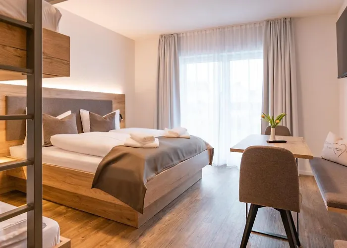 Sonnenhang Hotell *